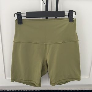 Lululemon align short